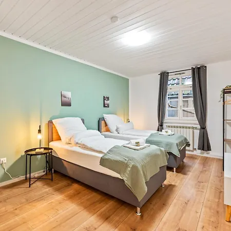 Apartment Sali Homes Uebernachten Im Kulturdenkmal - Weinort *